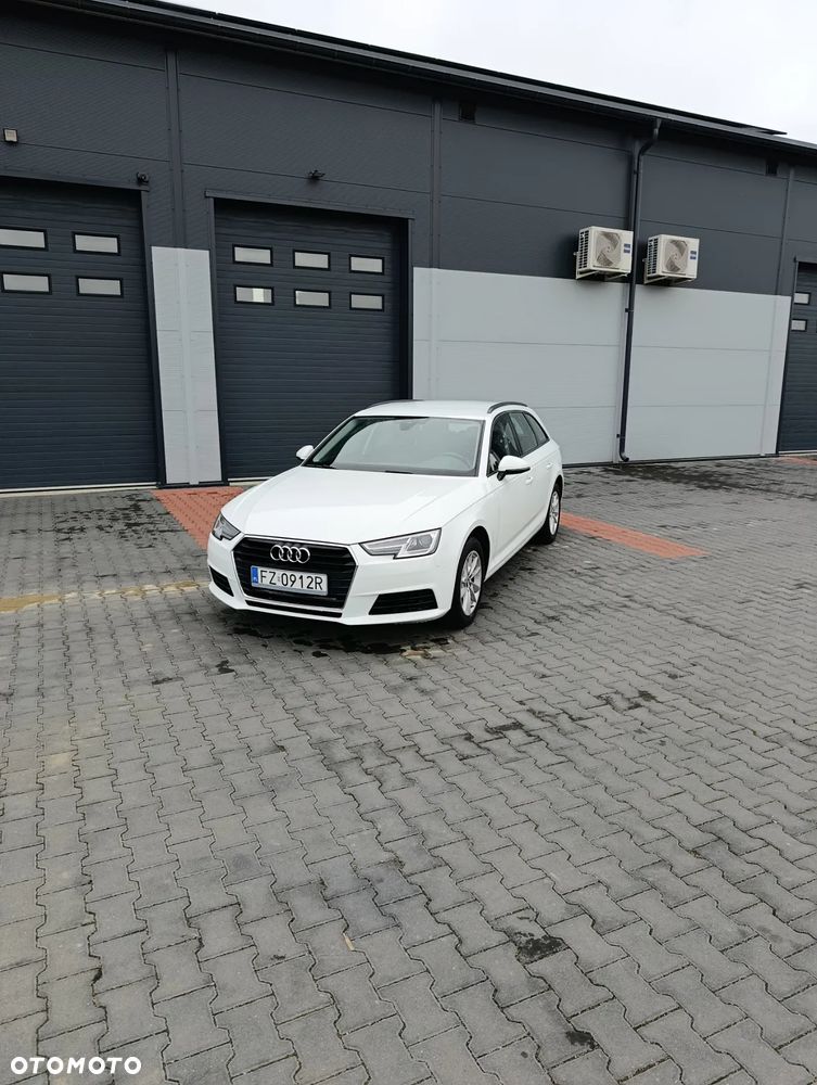 Audi A4 Avant 2.0 TDI S tronic - 16