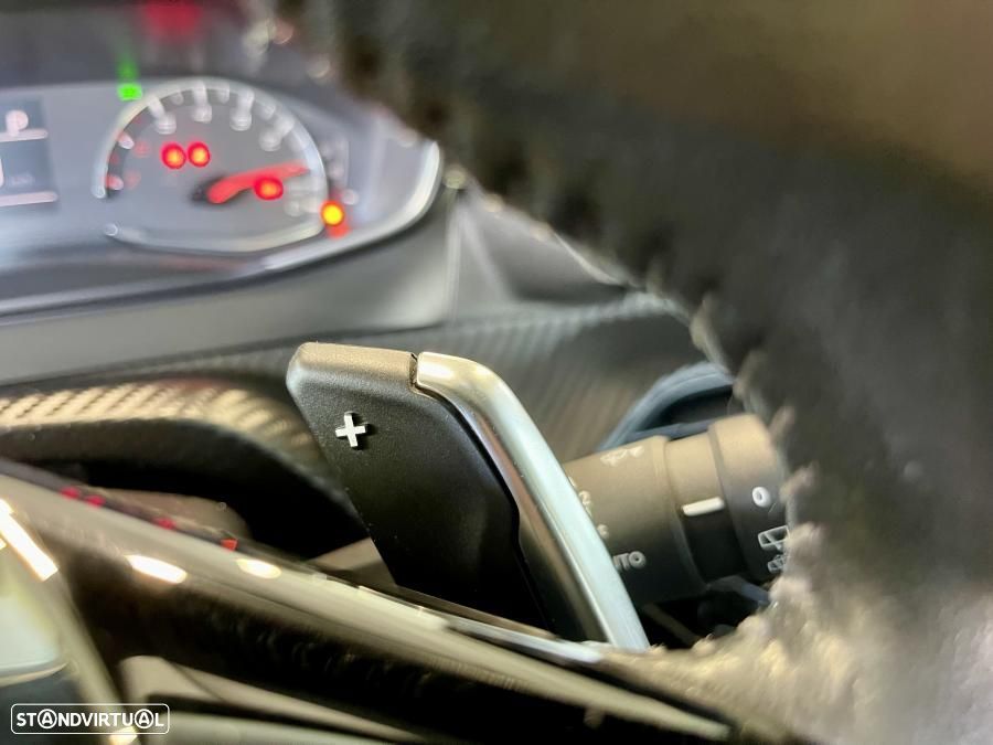 Peugeot 2008 1.2 PureTech Active Pack EAT8 - 14