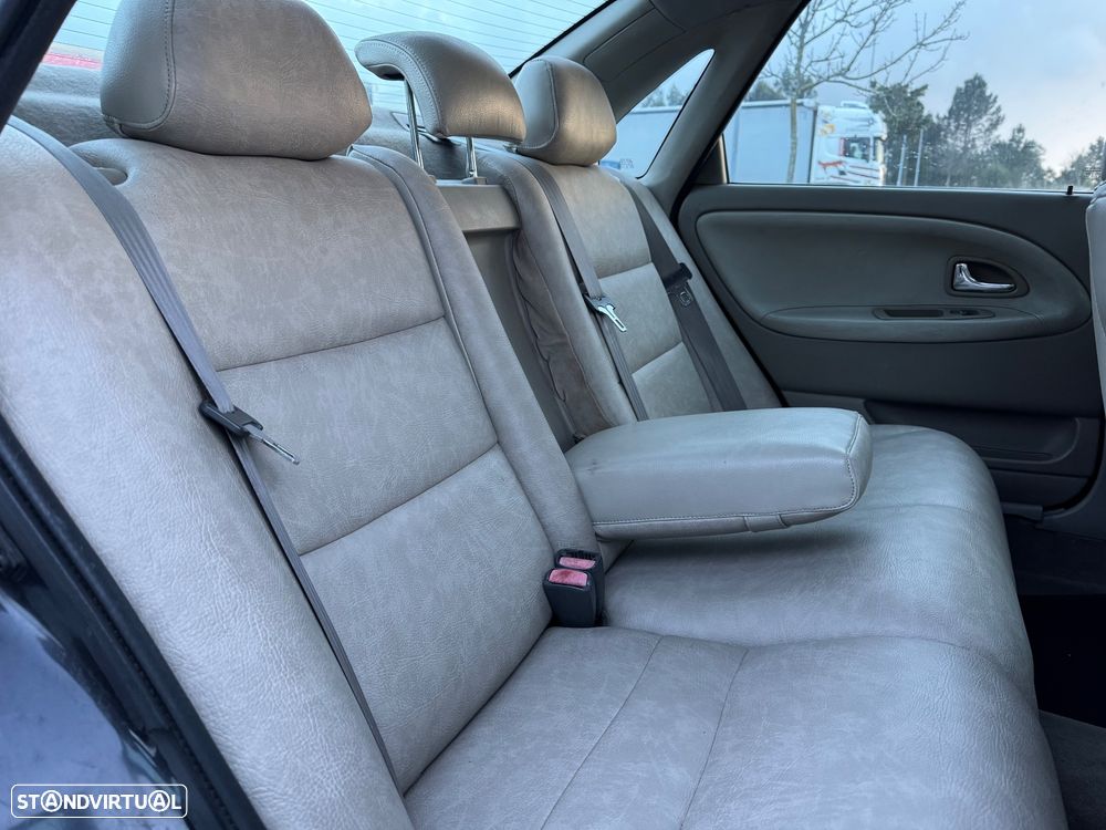 Volvo S40 1.9 D CR - 9