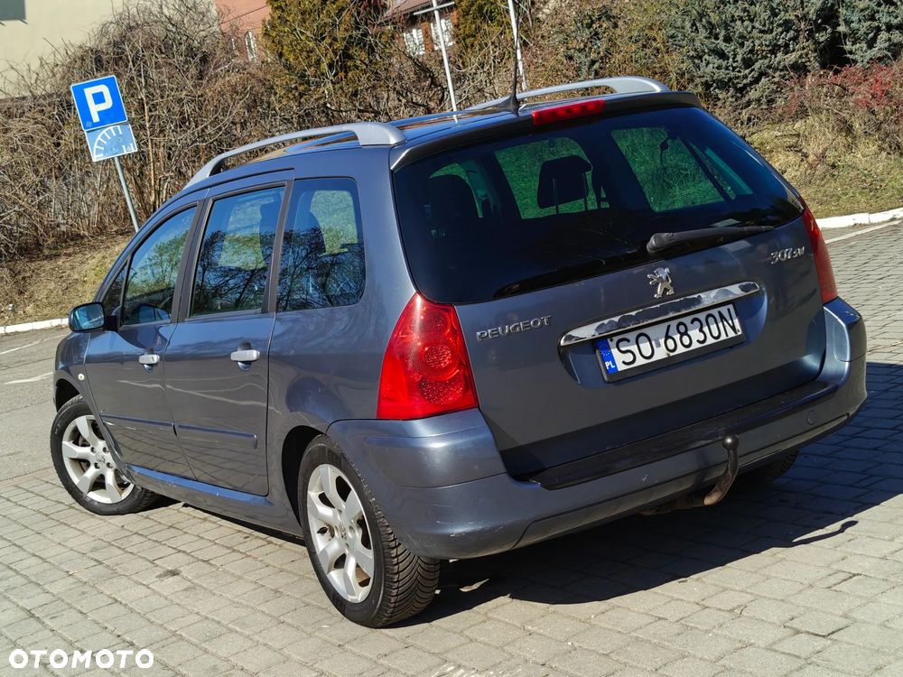 Peugeot 307 HDi 135 Premium - 9