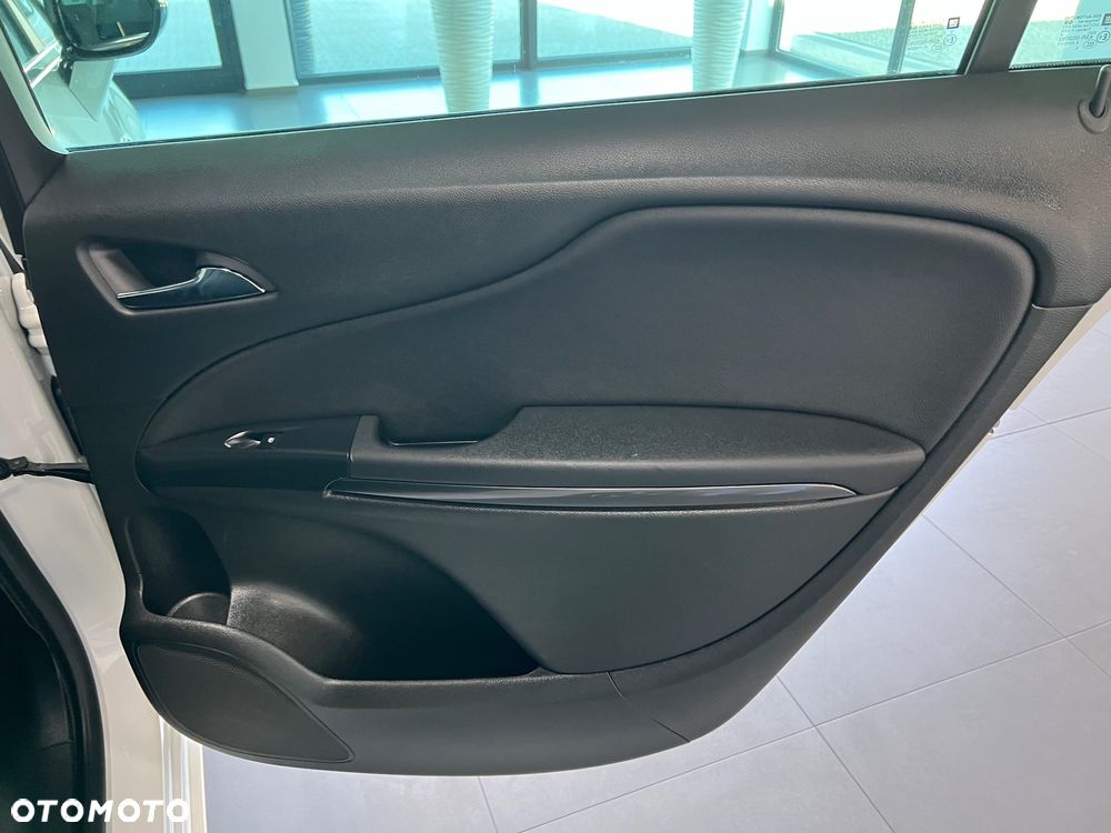 Opel Zafira - 38