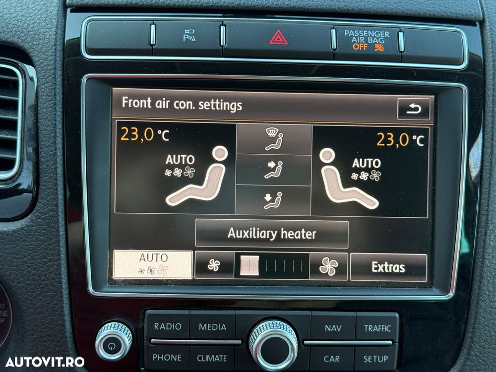 Volkswagen Touareg V6 TDI BMT Supreme Plus - 25