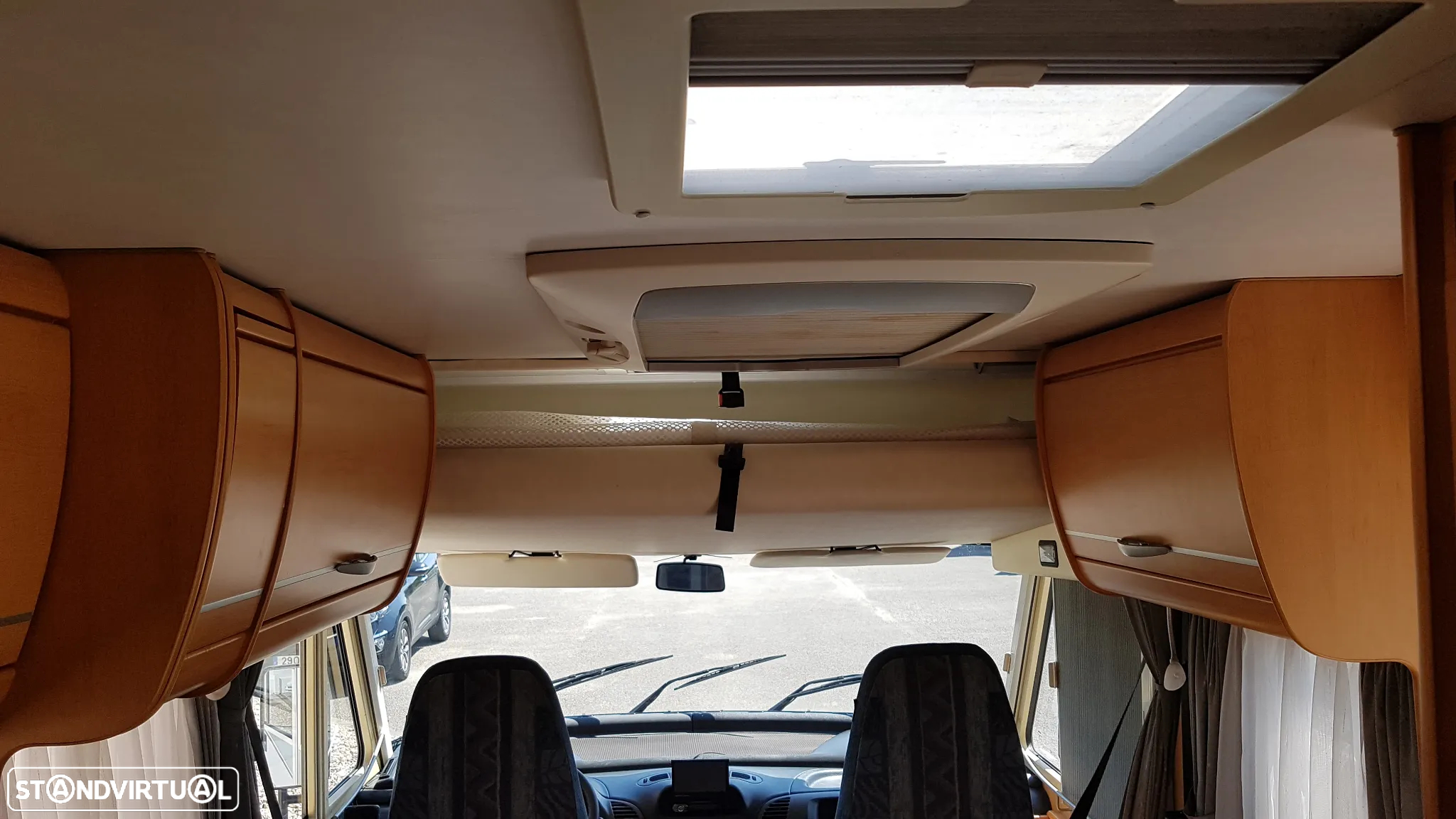 Mercedes-Benz Sprinter hymer classic 5 lugares - 26