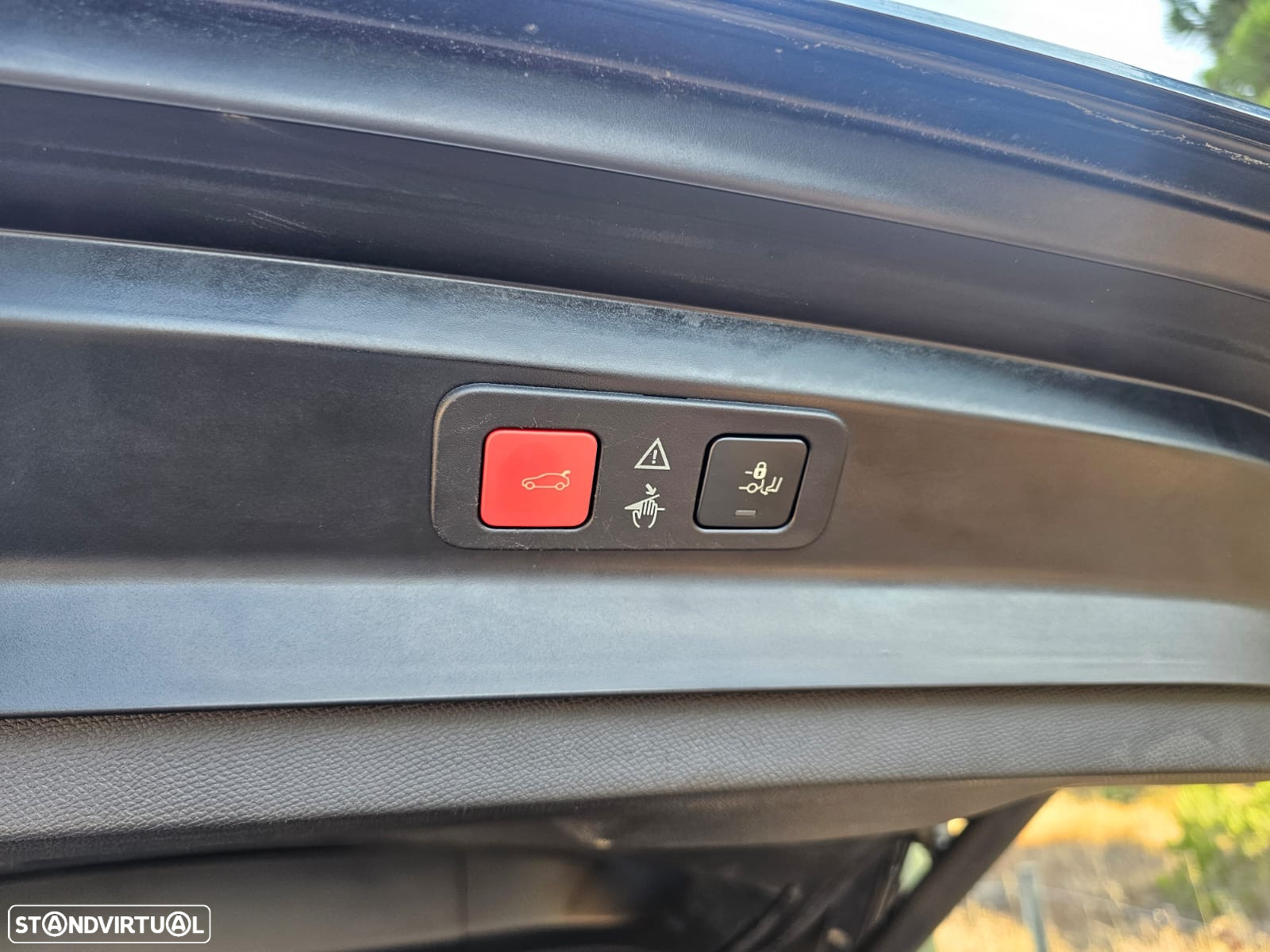 Peugeot 5008 1.5 BlueHDi GT EAT8 - 26