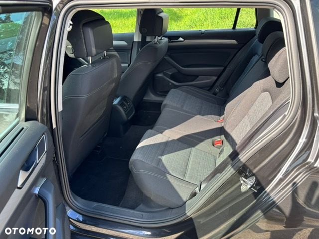 Volkswagen Passat 1.5 TSI EVO Business DSG - 11