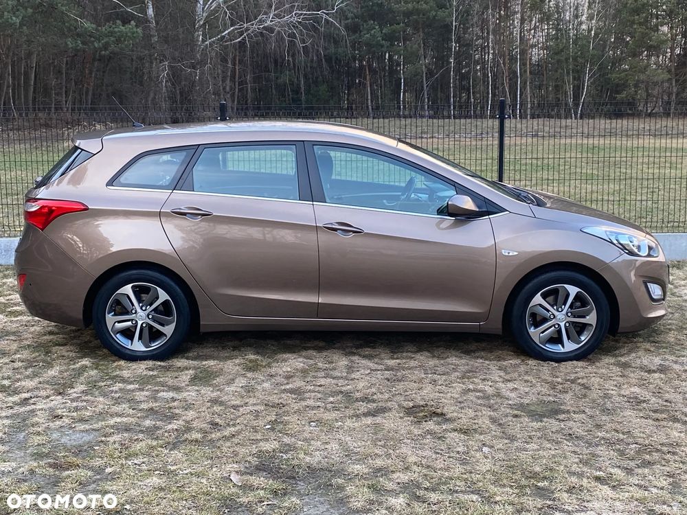 Hyundai i30 1.6 CRDI Trend - 23