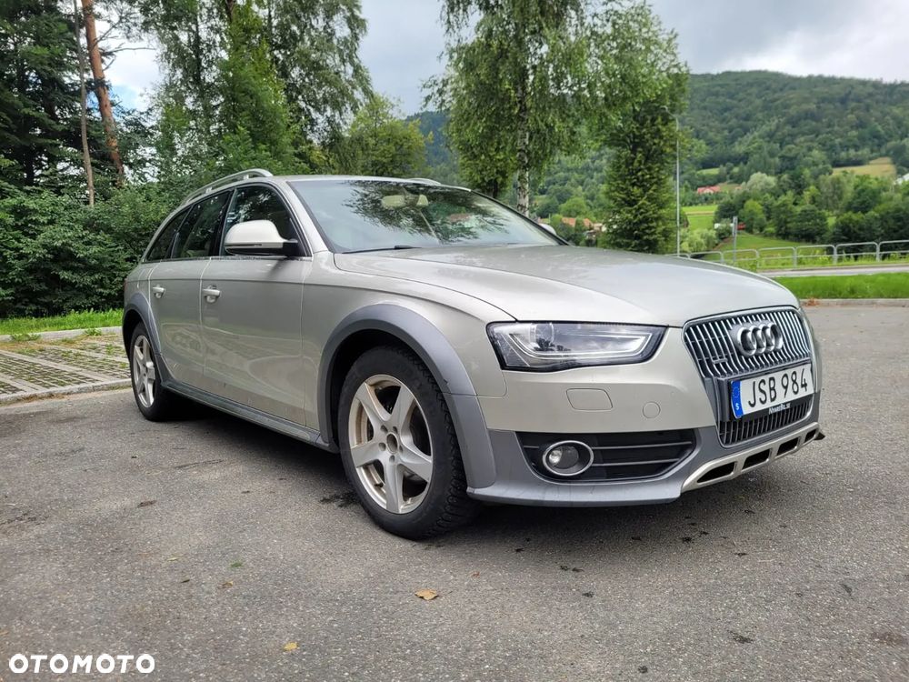 Audi A4 Allroad - 1