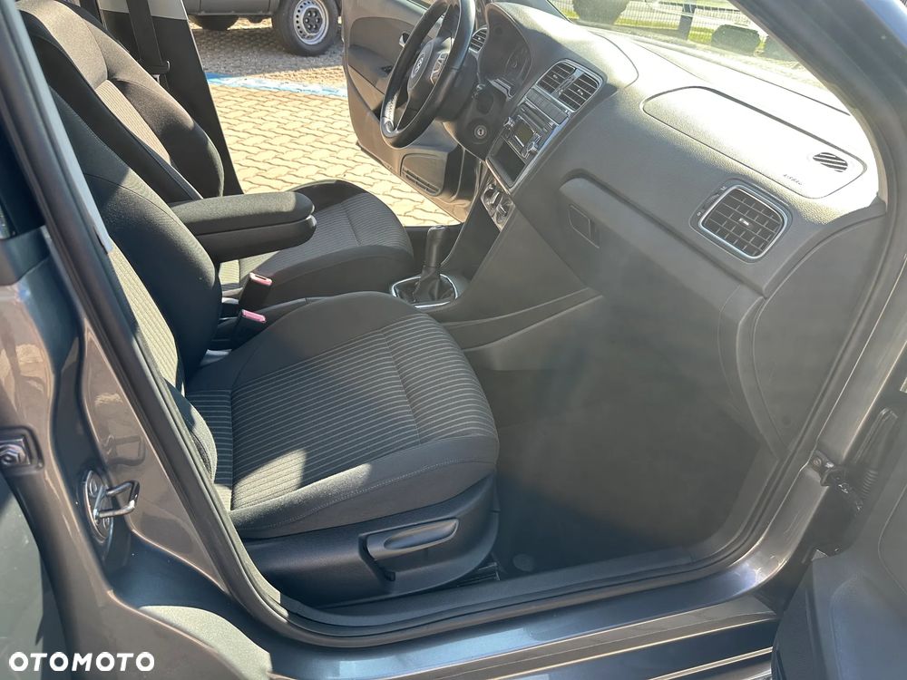 Volkswagen Polo 1.2 TSI Comfortline - 16