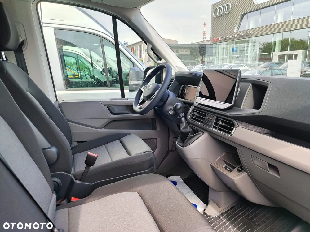 Volkswagen CRAFTER - 8