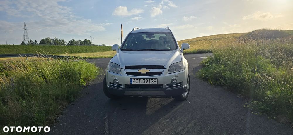 Chevrolet Captiva 2.0 d LT high - 3