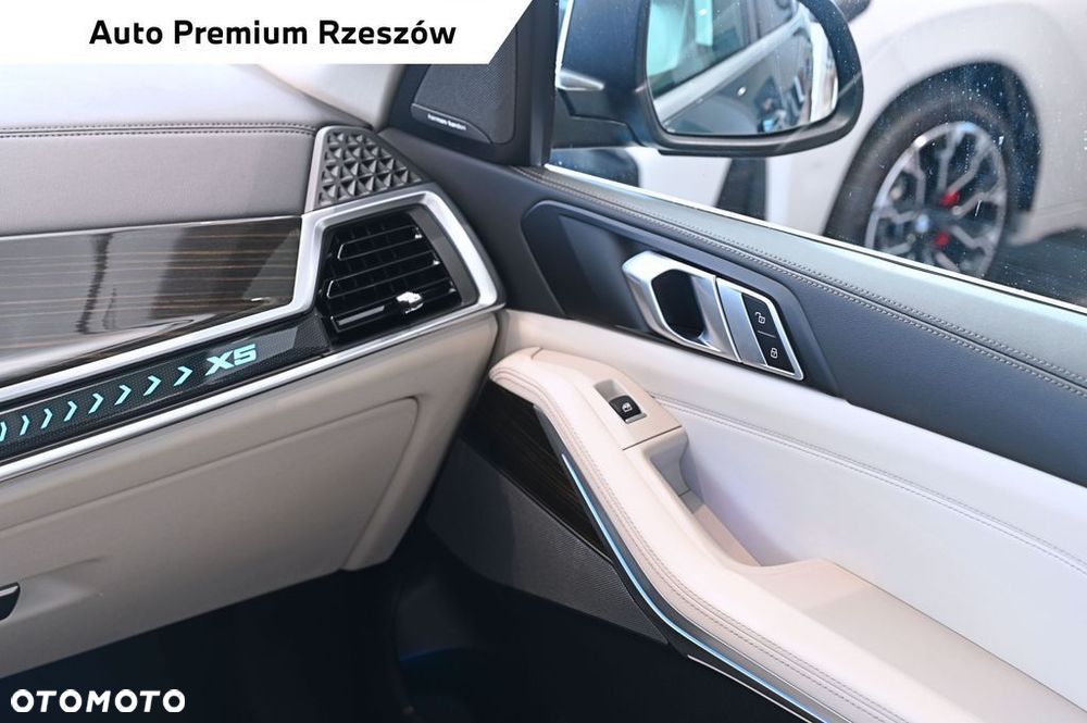 BMW X5 xDrive30d mHEV - 16
