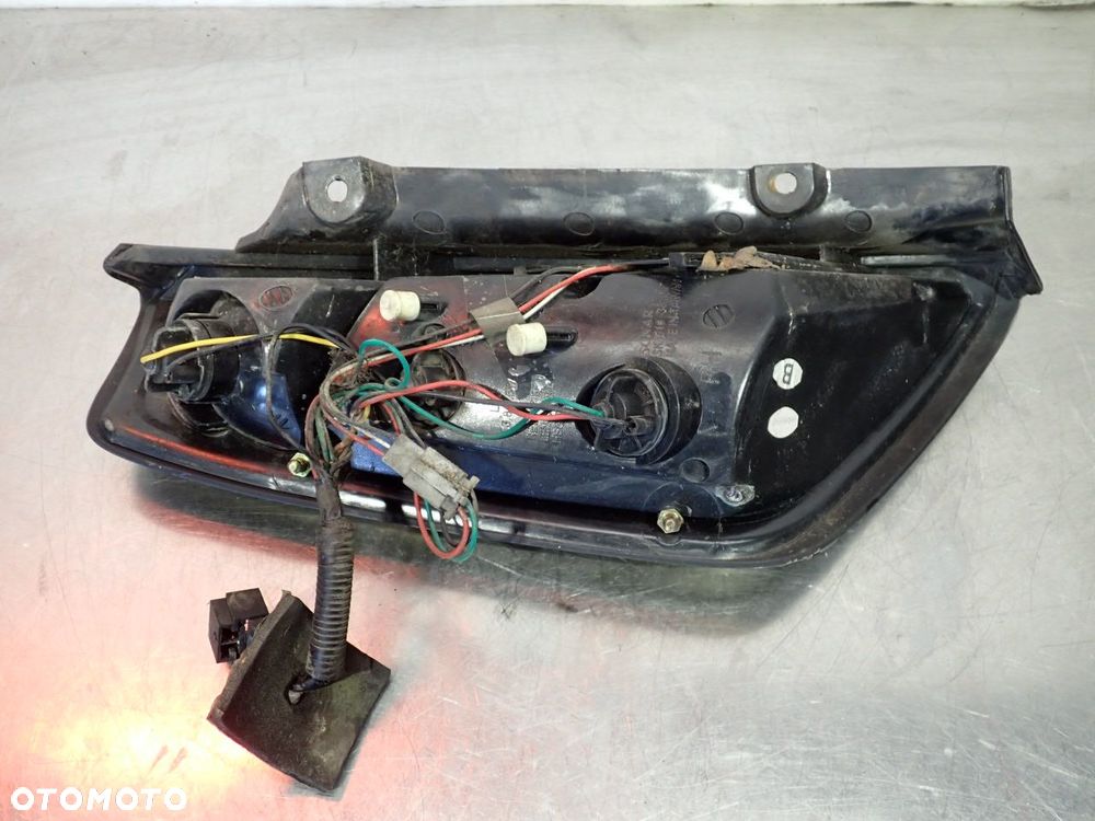 LAMPA PRAWA TYLNA FIAT GRANDE PUNTO - 5