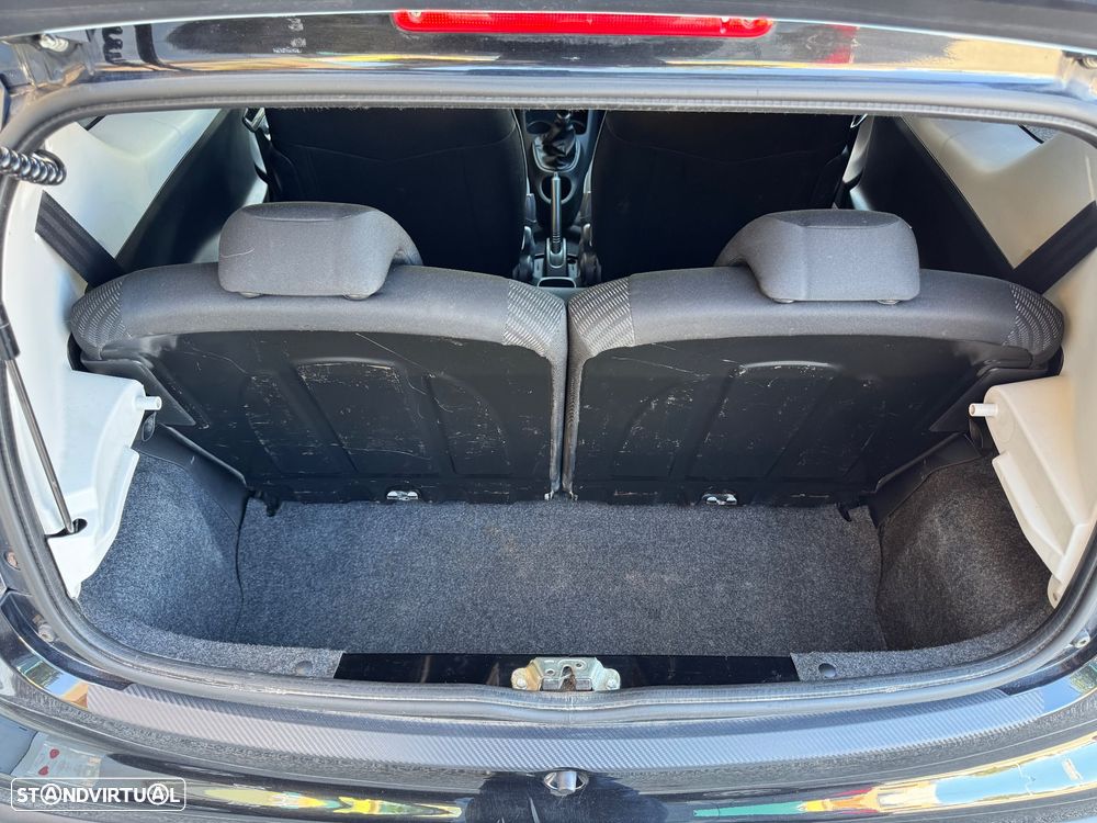 Peugeot 107 1.0 Active - 27