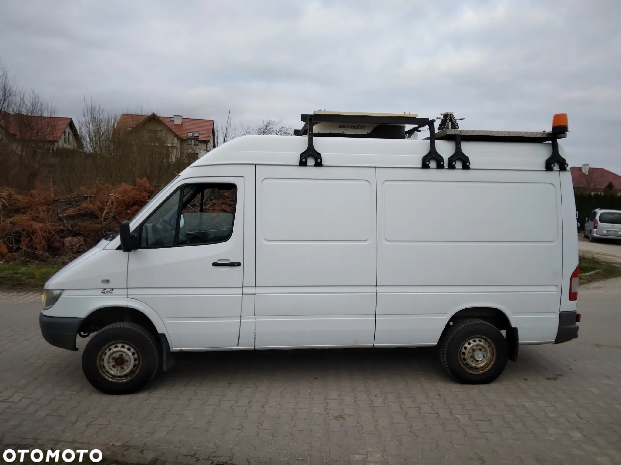 Mercedes-Benz Sprinter - 4