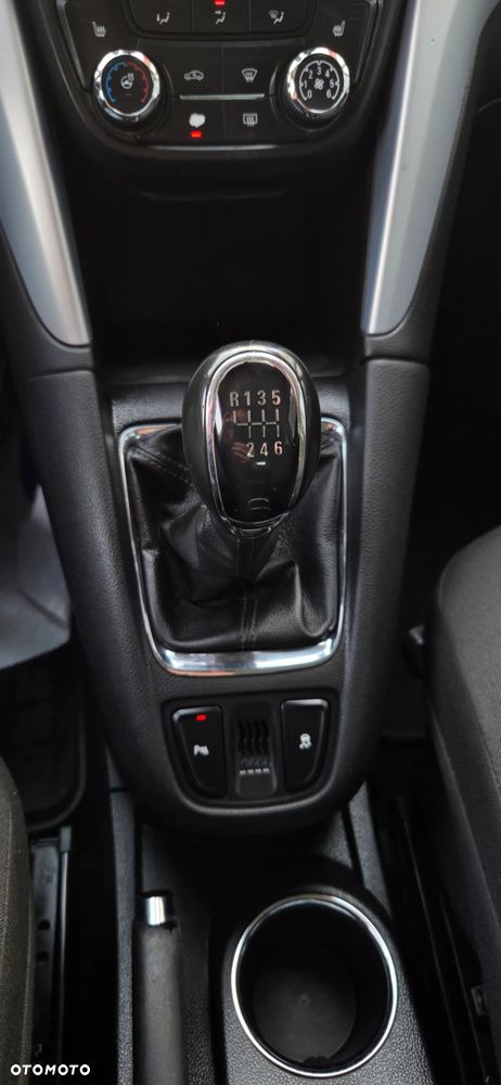 Opel Zafira Tourer 1.4 Turbo ecoFLEX Start/Stop Business Edition - 26