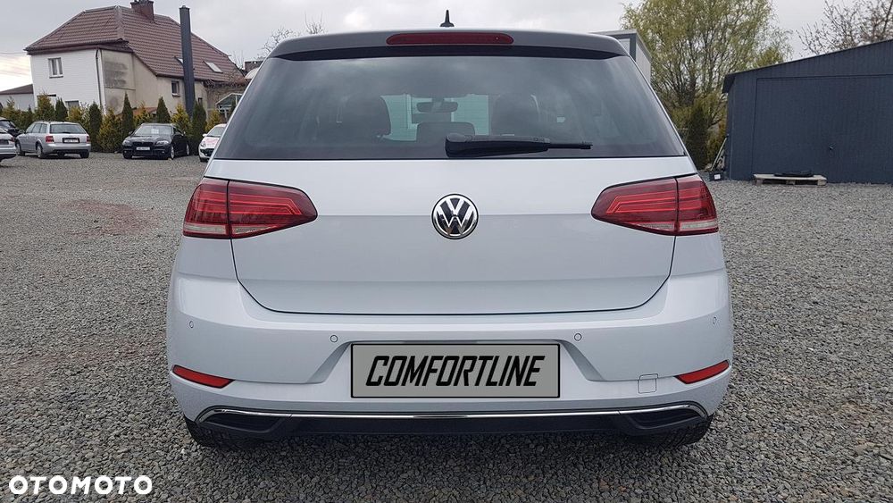 Volkswagen Golf 1.6 TDI BMT Comfortline - 11