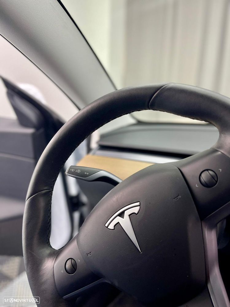 Tesla Model 3 Standard RWD Plus - 20