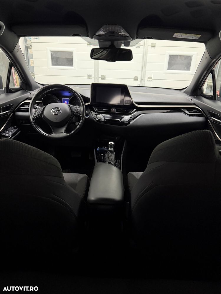 Toyota C-HR Business-Edition - 7