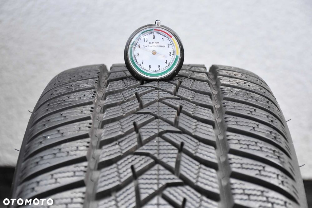 Opony zimowe nowe DEMO Dunlop WINTER SPORT 5 XL 235/45R18 98V dot2023