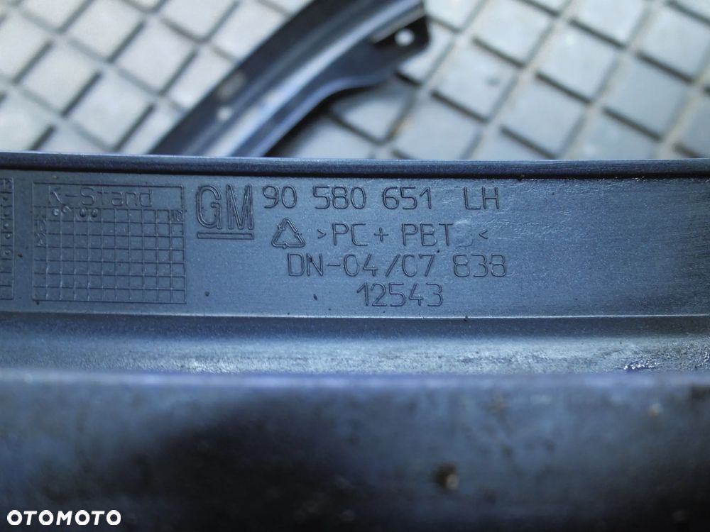 OPEL ZAFIRA A listwy pod lampę PRAWA LEWA STRONA KOMPLET 90580652 90580651 - 4