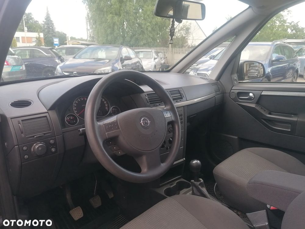 Opel Meriva - 11