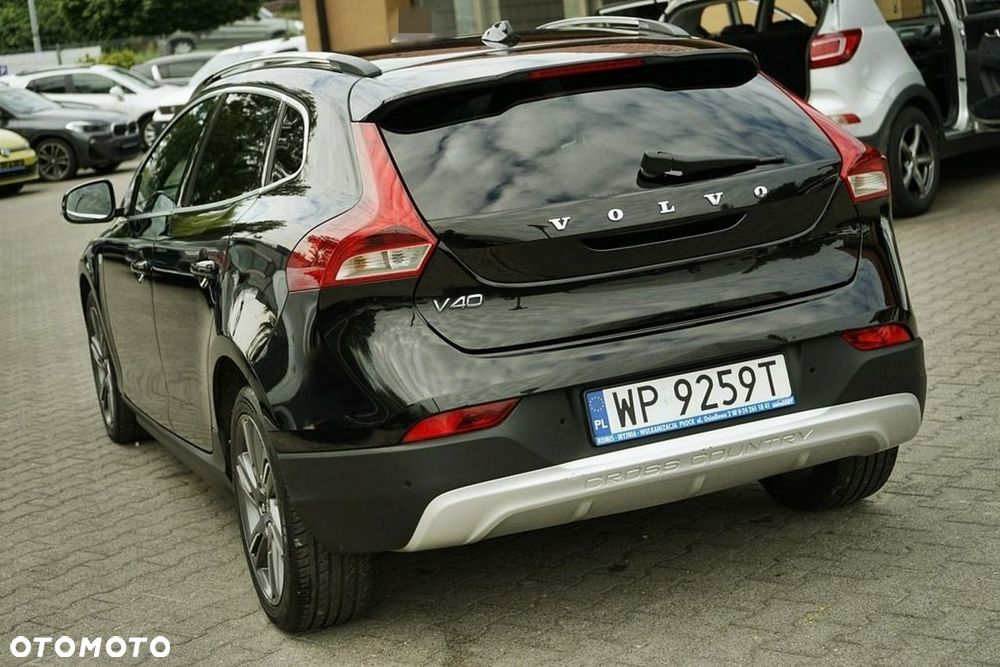 Volvo V40 Cross Country D2 Geartronic Ocean Race - 4