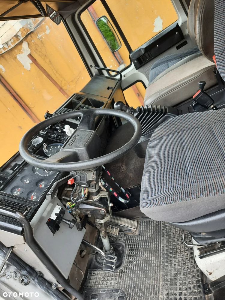 Volvo FL6 - 4
