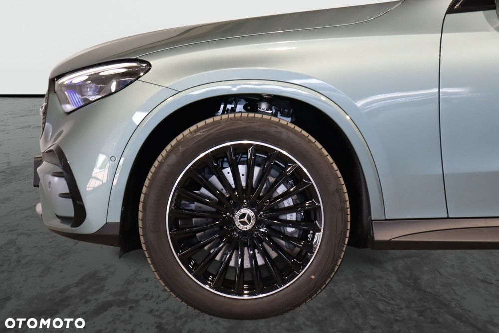 Mercedes-Benz GLC - 6