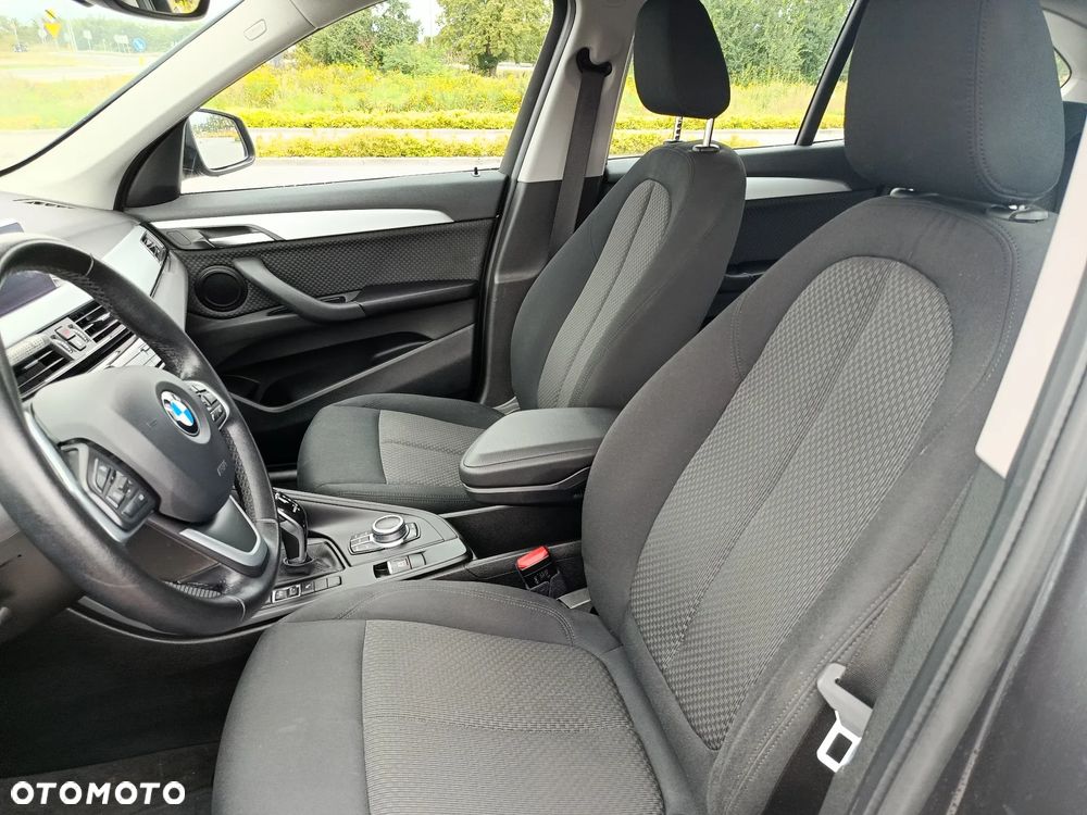 BMW X1 sDrive18i Sport Line - 8