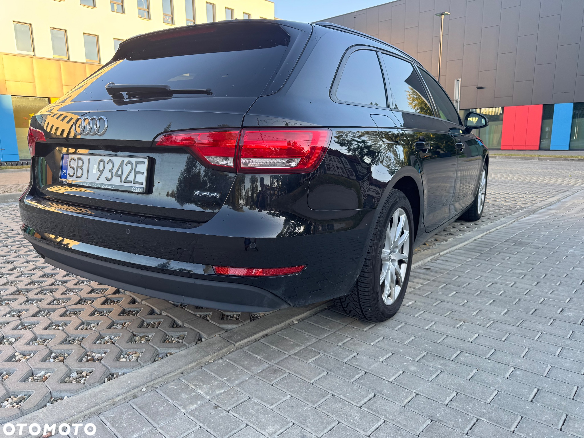 Audi A4 Avant 40 TDI quattro S tronic - 8