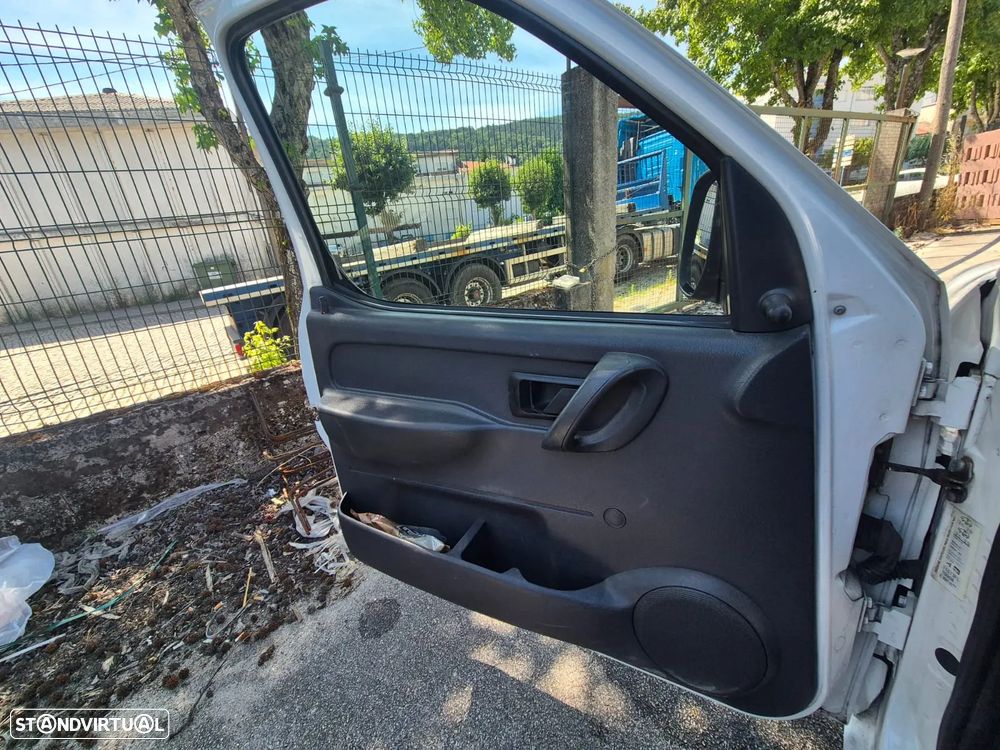 Citroën BERLINGO - 8