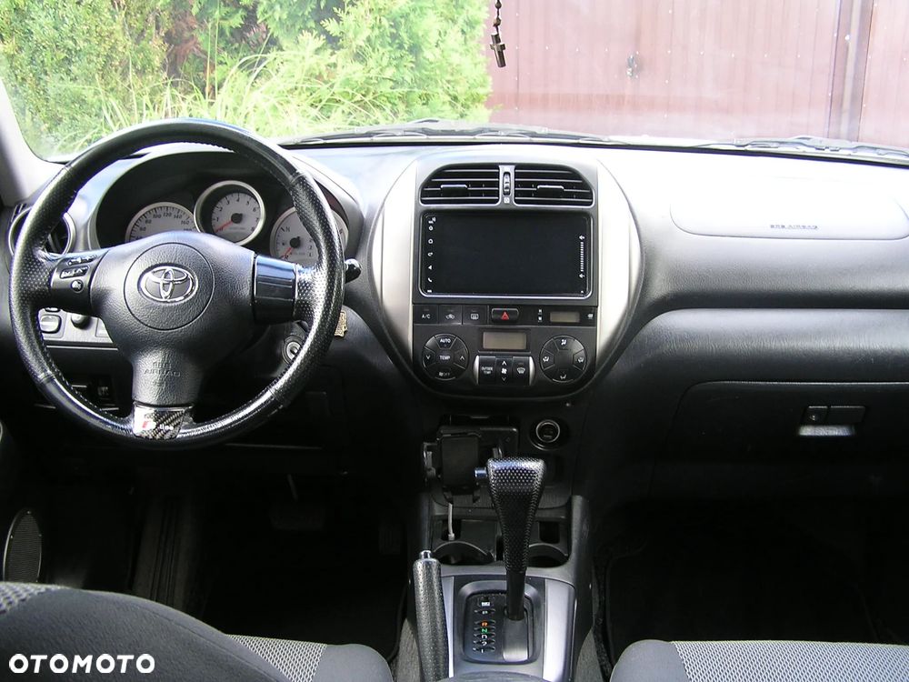 Toyota RAV4 2.0 VVT-i Sol - 9