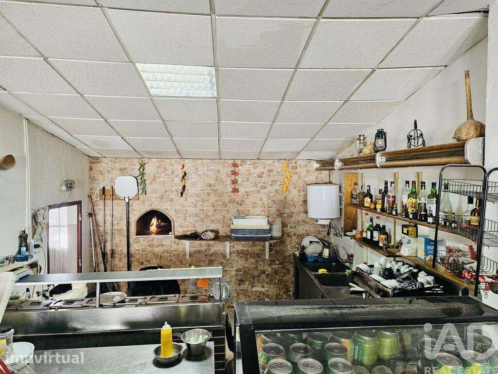 Loja / Estabelecimento Comercial T1 em Cabeça Gorda de 190,00 m2 - Grande imagem: 2/10