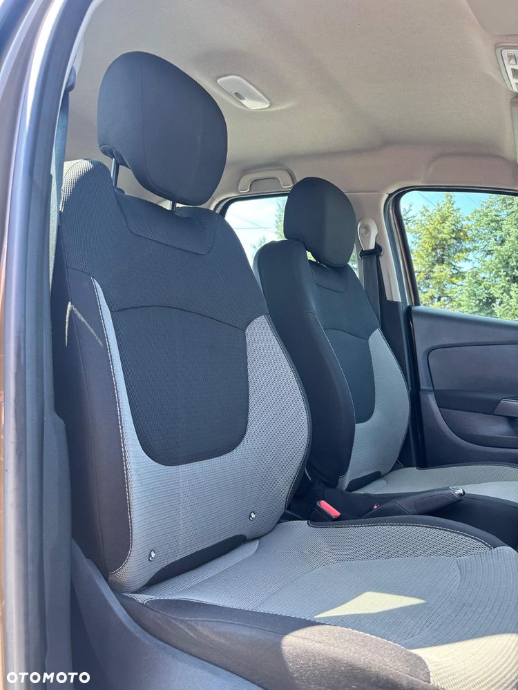 Renault Captur 1.5 dCi Energy Intens - 13
