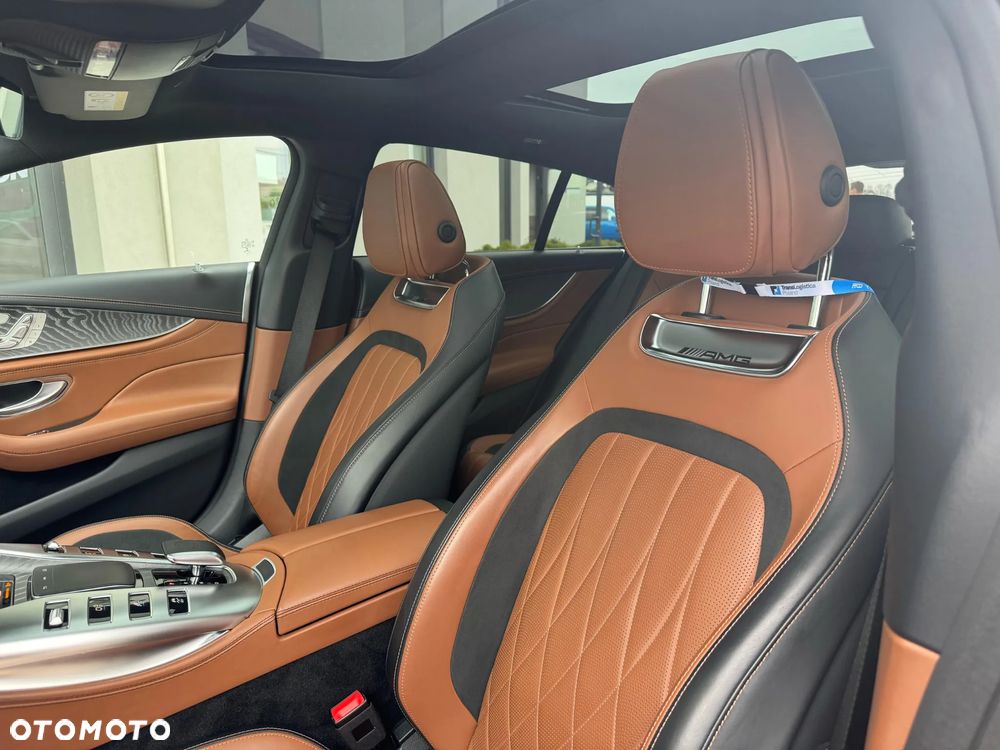 Mercedes-Benz AMG GT - 19