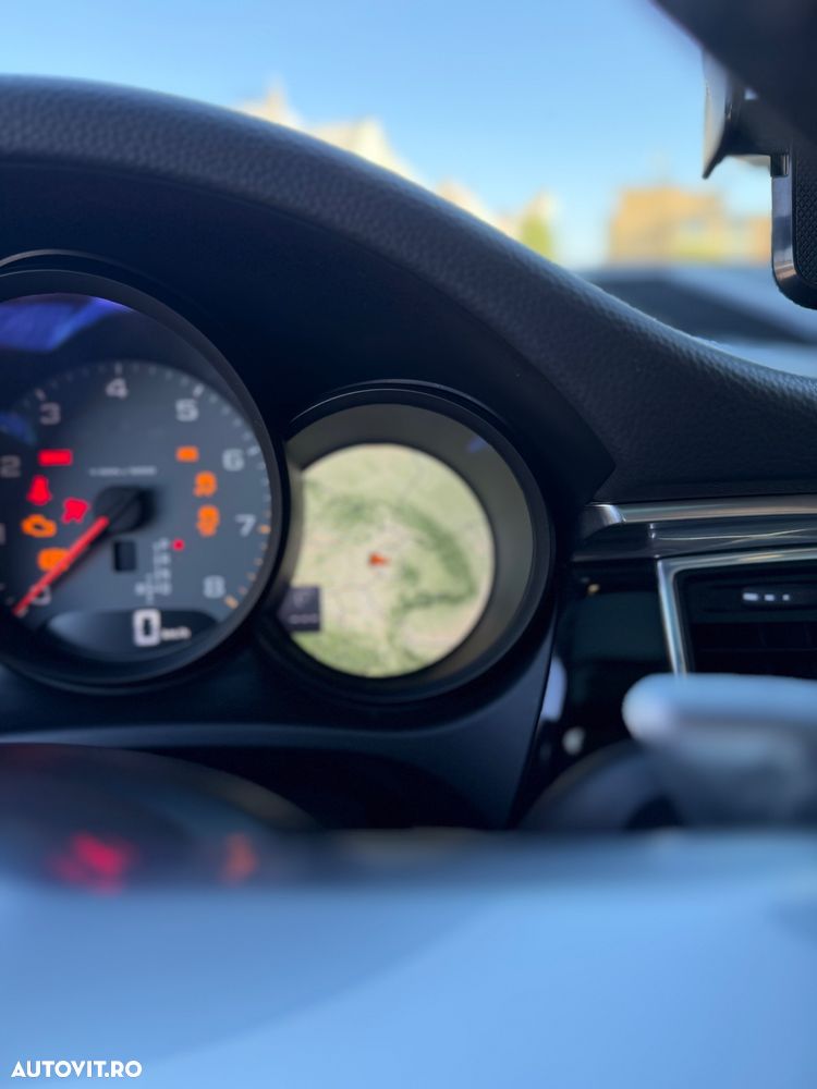 Porsche Macan 3.0 PDK S - 38