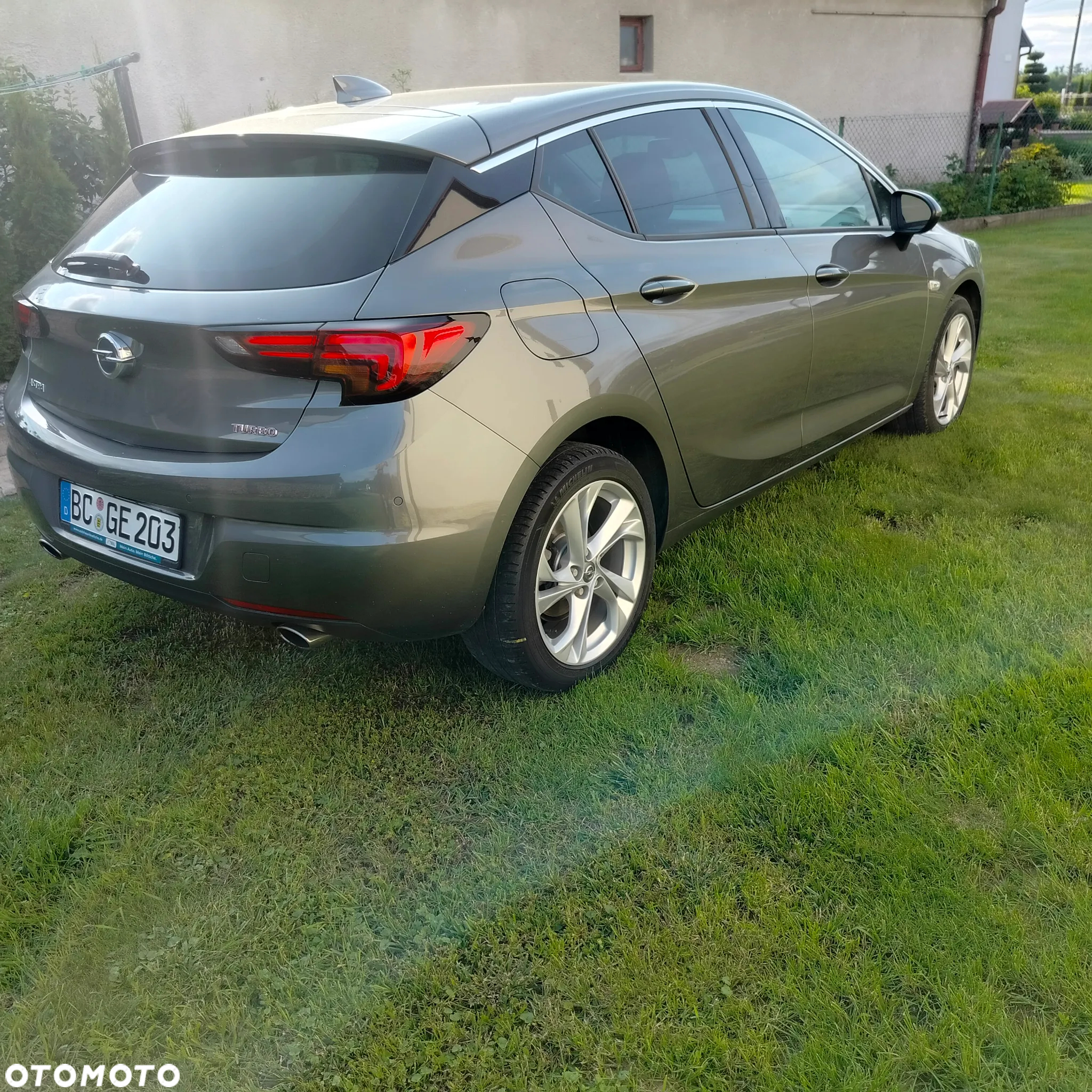 Opel Astra V 1.6 T Dynamic S&S - 5