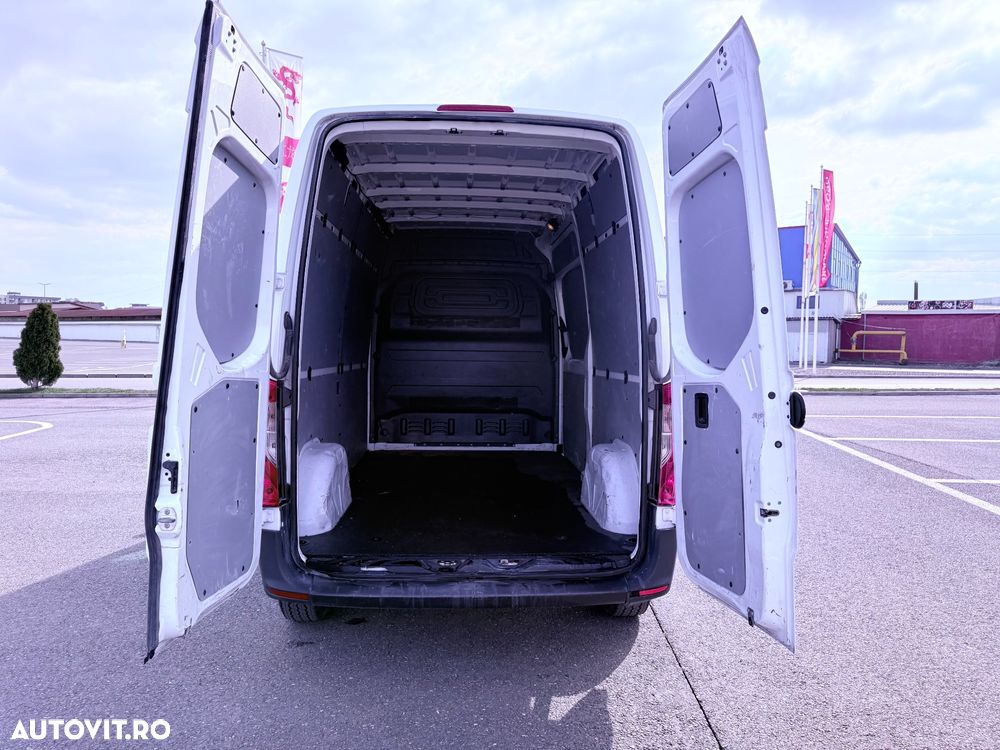 Mercedes-Benz Sprinter (BlueTec) 906.233 BlueEFFICIENCY - 15