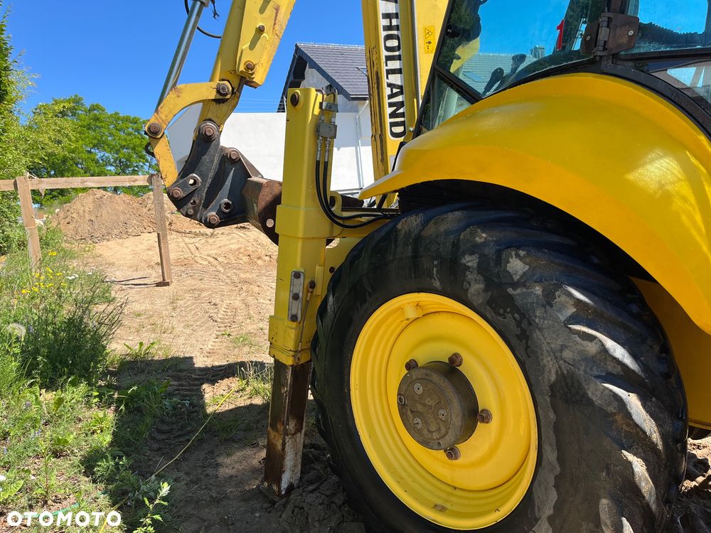 New Holland LB 115B - 15