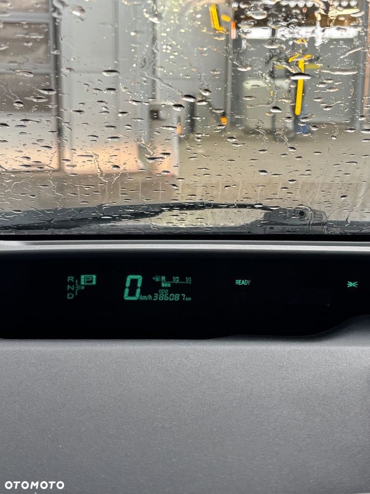 Toyota Prius - 9