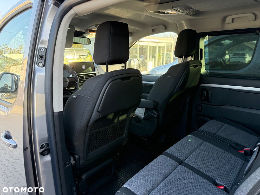 Peugeot Traveller 2.0 BlueHDi Long Business EAT8 - 17