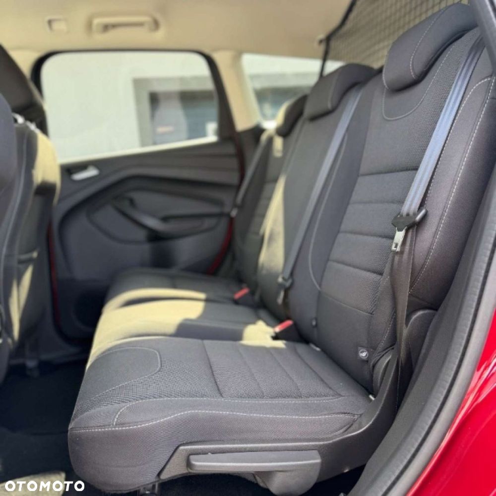 Ford Kuga 1.5 EcoBoost 2x4 Titanium - 23