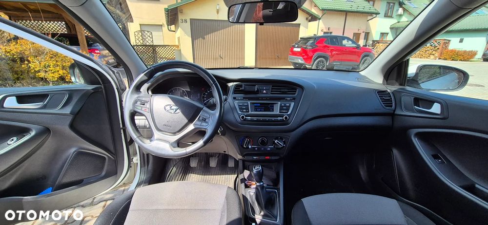 Hyundai i20 1.2 BlueDrive Classic + - 8