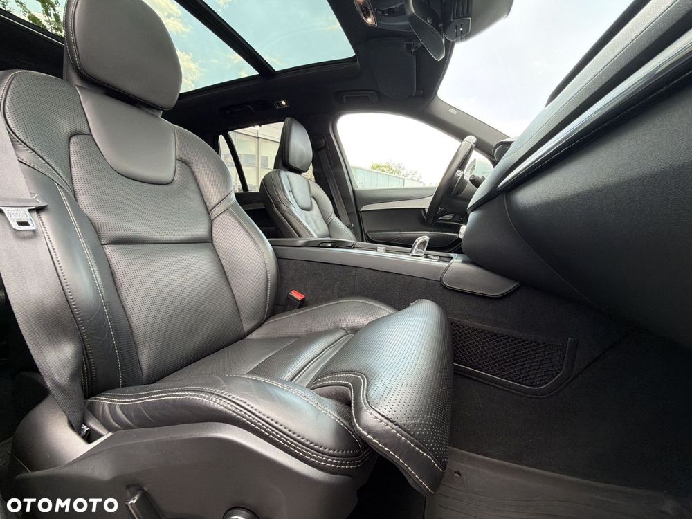 Volvo XC 90 - 11