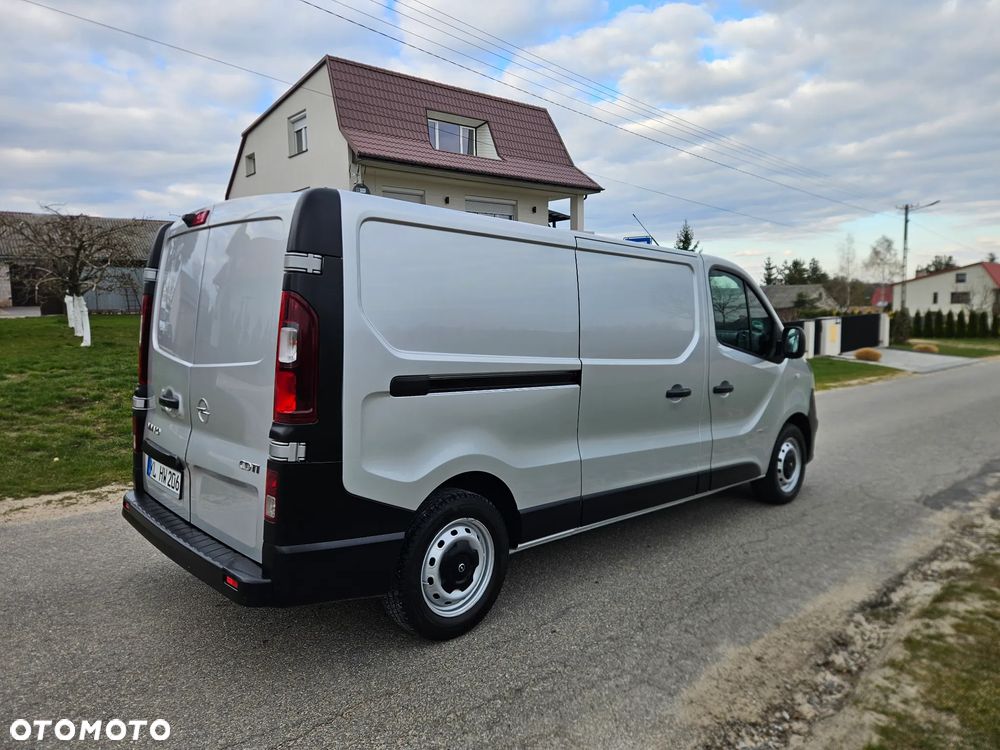 Opel VIVARO - 8