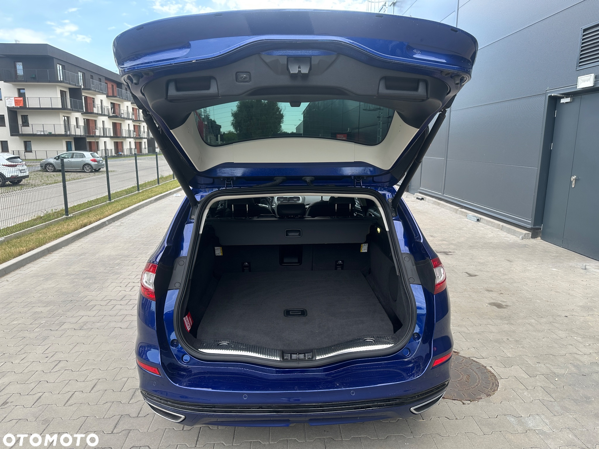 Ford Mondeo 2.0 TDCi Bi-Turbo PowerShift-Aut Titanium - 13