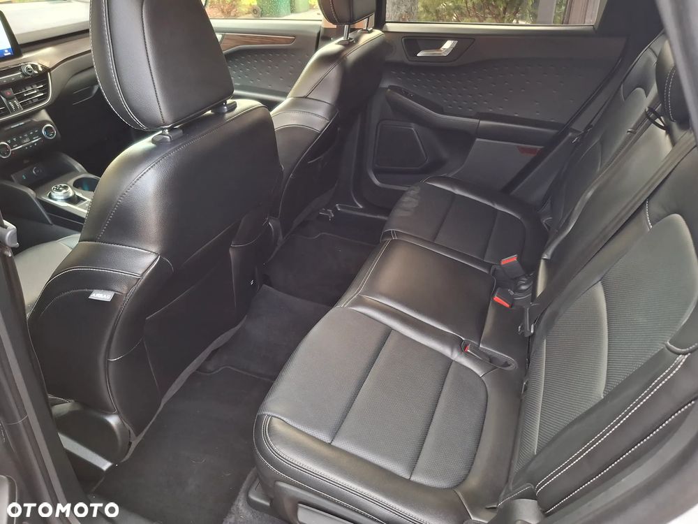 Ford Escape 2.0 EcoBoost AWD Titanium - 25