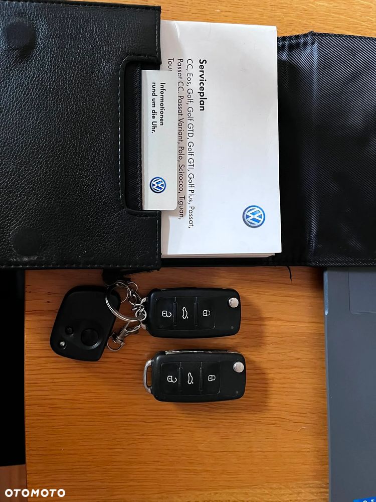 Volkswagen Golf - 26