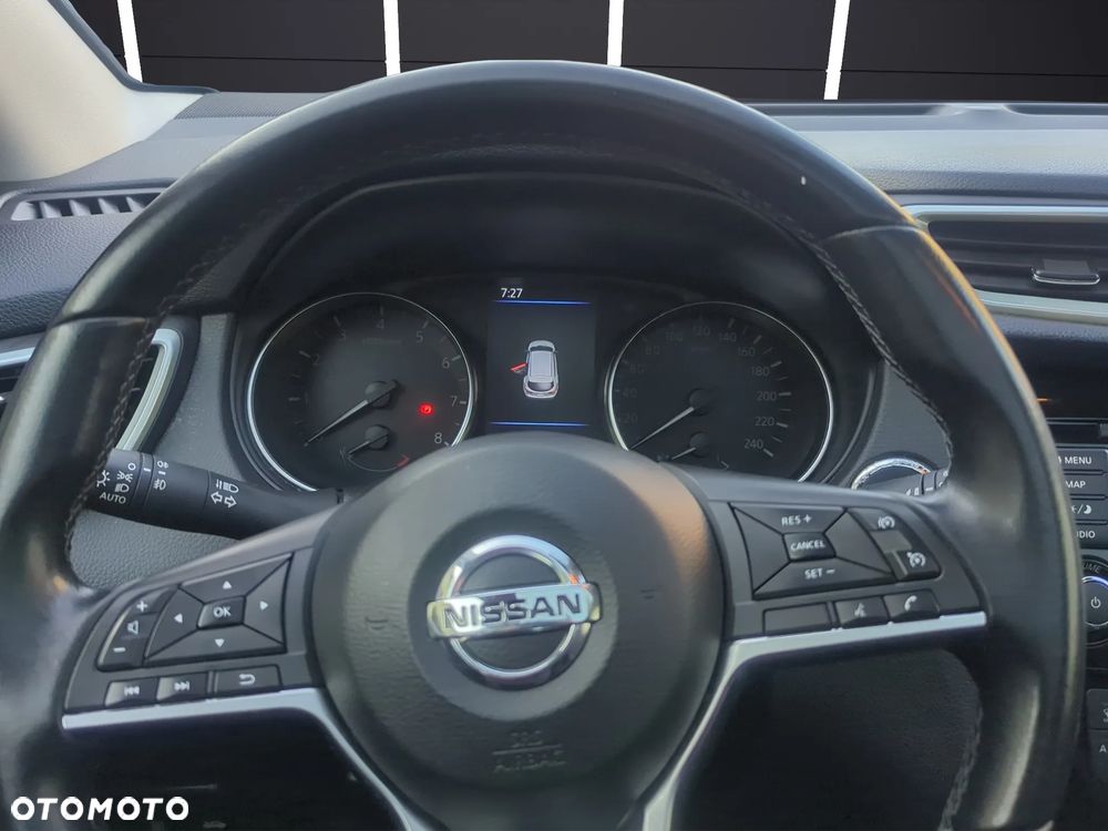 Nissan Qashqai 1.3 DIG-T N-Connecta EU6d - 19