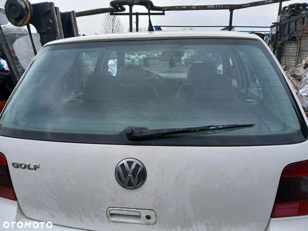 Volkswagen Golf IV Klapa bagażnika kolor biały - 3